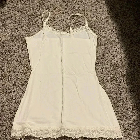 Tank top size small - Picture 1 of 4